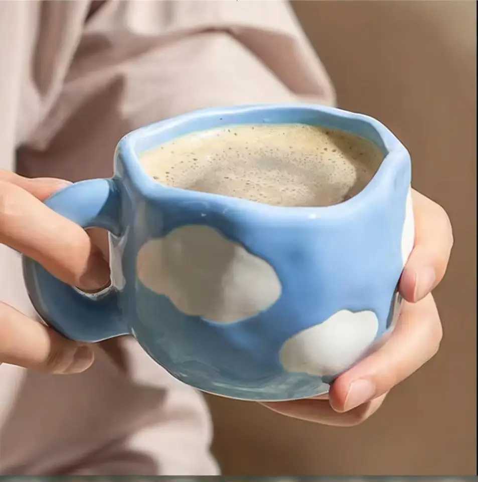 Creative and fresh underglaze color hand-painted white cloud coffee cup H251215