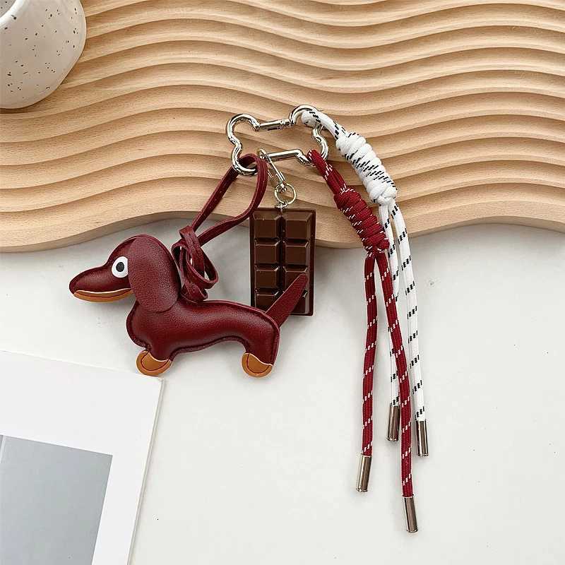 Leather Dachshund Keychain Cute Dog Keyring Puppy Bag Pendant Key Chain Charm Dachshund Accessories for Handbag M251215