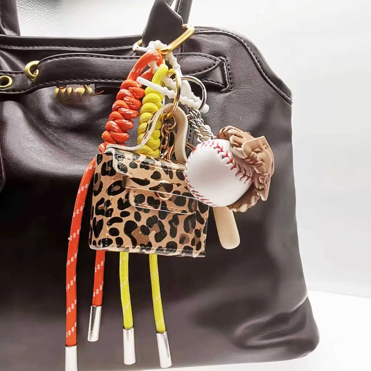 Ita Bag Accessories Bag Charms Animals Pendant for Bag Women Handbag Purse Keychain Man Backpack Decoration Chain M251215