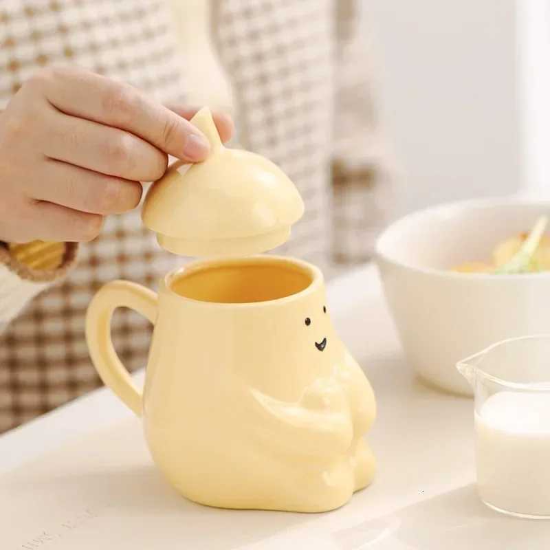 Super Cute Hugging Pear Ceramic g With Lid Cute Water Cup Creative Couple PairCup Funny Birthday Gift Cup H251215