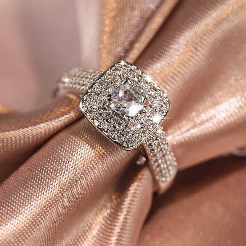 Luxury 925 Sterling Silver Rings for Women Wedding Band Square Zircon Party Engagement Ring Eternity Jewelry M251215