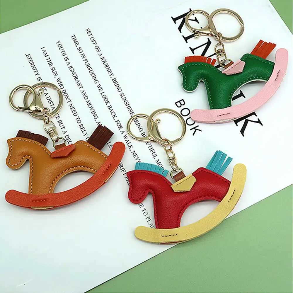 3D Trendy Designer luxury PU Leather Rocking Horse Keychain Pony Horse Pendant Decoration For Ladies Bag Keyring Charm Accessories M251215