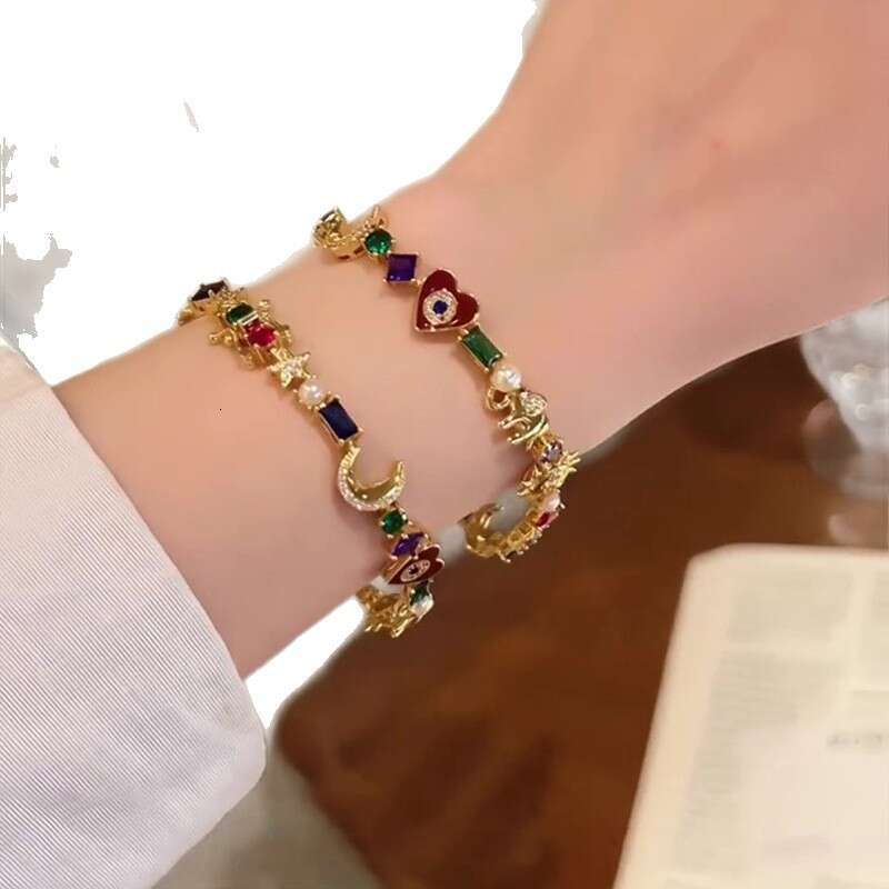 Vintage Style Moon and Star Sparkling Diamond Retro Versatile Elegant Exquisite Niche Design Bracelet