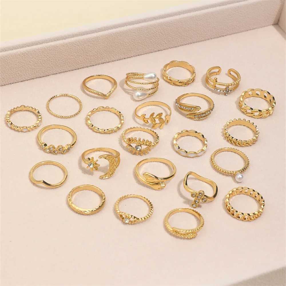 23Pcs/Set Faux Pearl Cross Eye Moon Star Hug Snake Chain-Shaped Metal Multi-Element Rhinestone Ring For Women Birthday Gift M251215