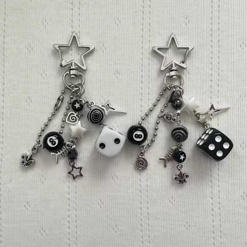 Handmade Cluttered Rockstar Gf Edgy Black White Dice Keychains Grunge Deftones Beaded Jewelry Bag Pendant Emo Y2k M251215