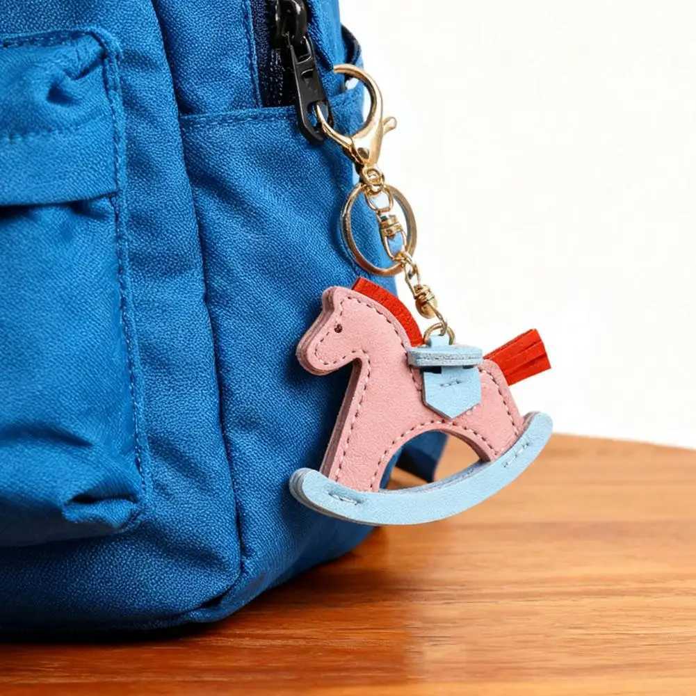 Horse Keychain Imitation Leather Keychain Pendant Shaking Horse Design Key Holder Lightweight Bag Accessory for Bags Colorful M251215
