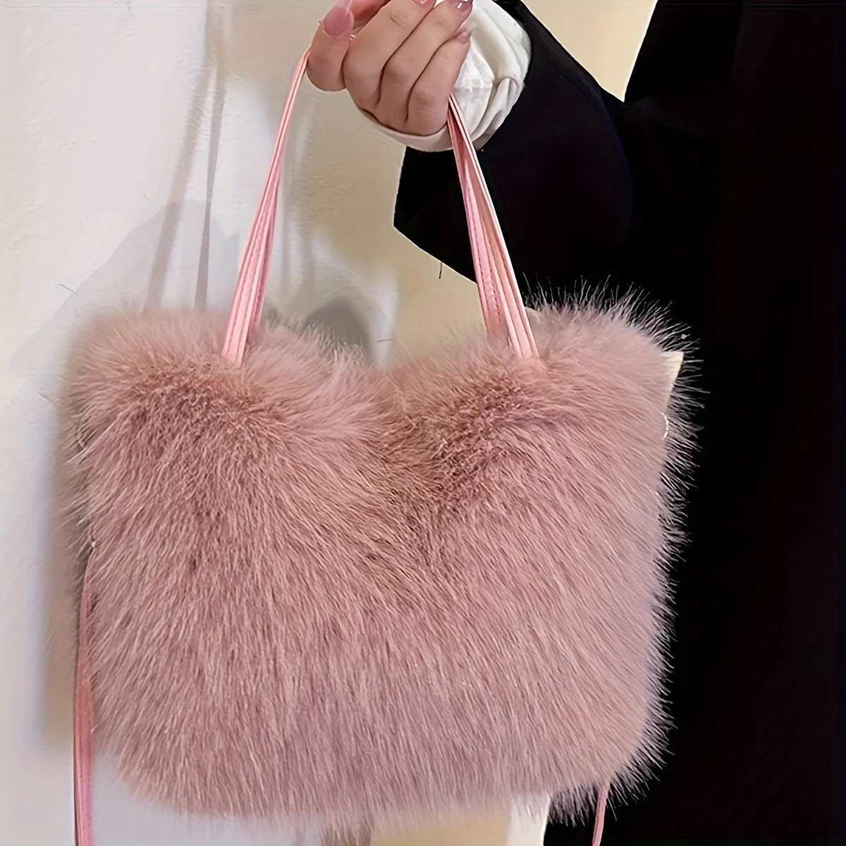 1pc WomenS Chic Faux Fur Crossbody Bag with Detachable Strap Buckle Closure - Stylish Polyester Lining Hand WashableT251215