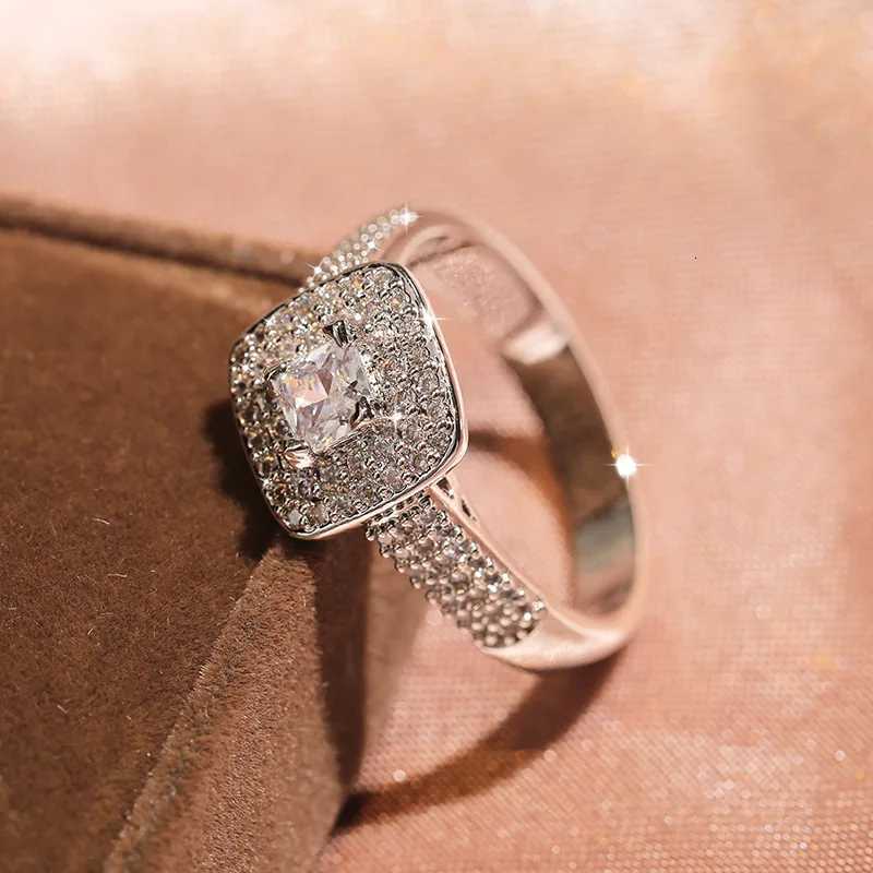 Luxury 925 Sterling Silver Rings for Women Wedding Band Square Zircon Party Engagement Ring Eternity Jewelry M251215