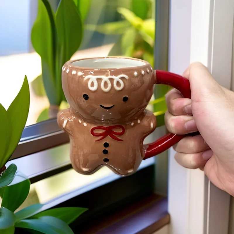 Gingerbread g - Festive Insated Cup Holiday Coffee g Perfect Christmas Gift Handwash Only H251215