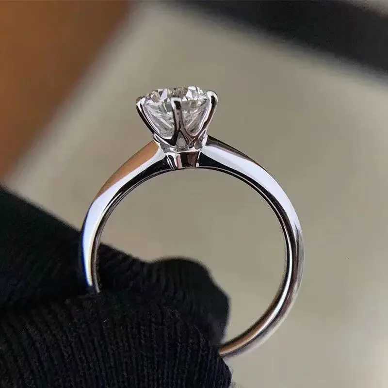 Solitaire ring Real 925 Sterling silver 1ct Moissanite cz Engagement Wedding Band Rings for women Bridal Statement Party Jewelry M251215