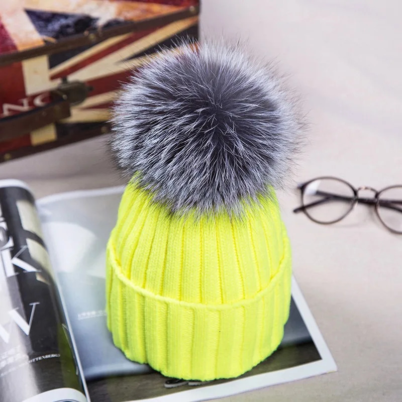 WZCX Thicken Stripe Girl Pompom Hat Keep Warm Fashion New Outdoor Solid Color Fake Fur Casual Women Beanie Winter Hat D18110601