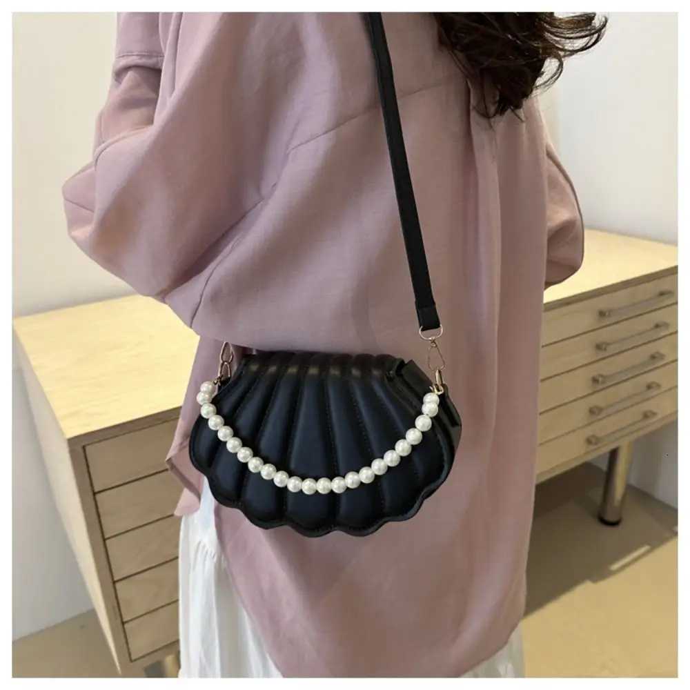 Durable Cute Shell Shoulder Bag Minimalist with Pearls Design Crossbody Bag PU Leather Pearl Decorated Handbag for Women GirlsT251215