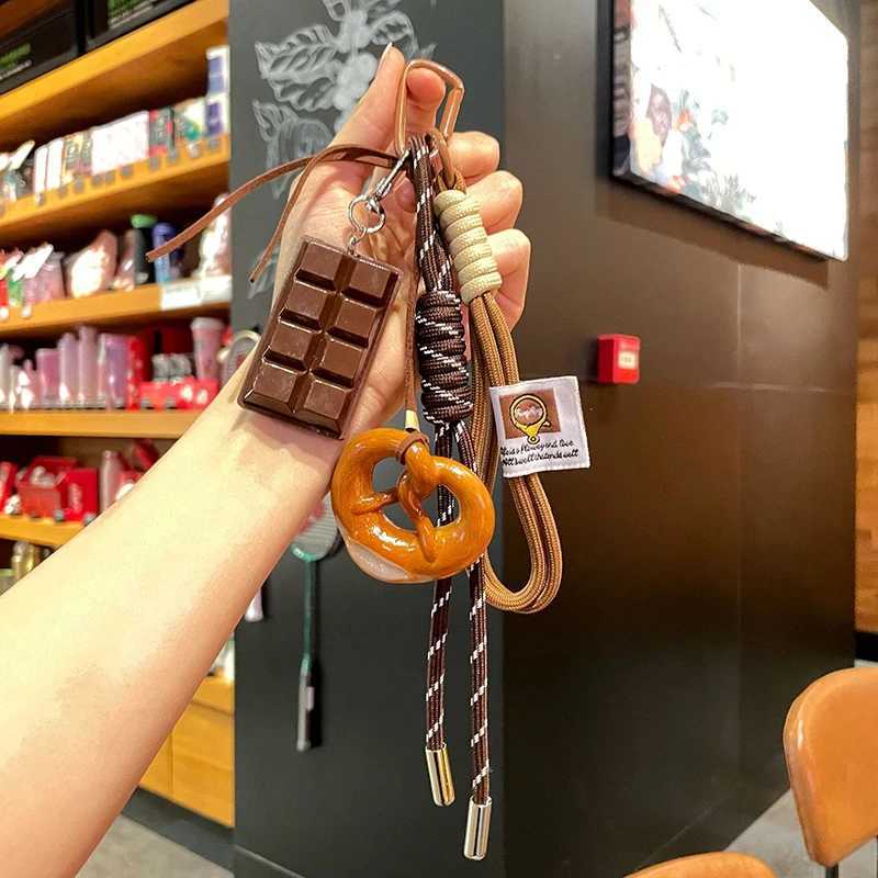 Deli e Bread Woven Rope Keychain Chocolate Anti-lost Bread Keychain Polyester Bagel Bag Pendant Decoration Woven M251215