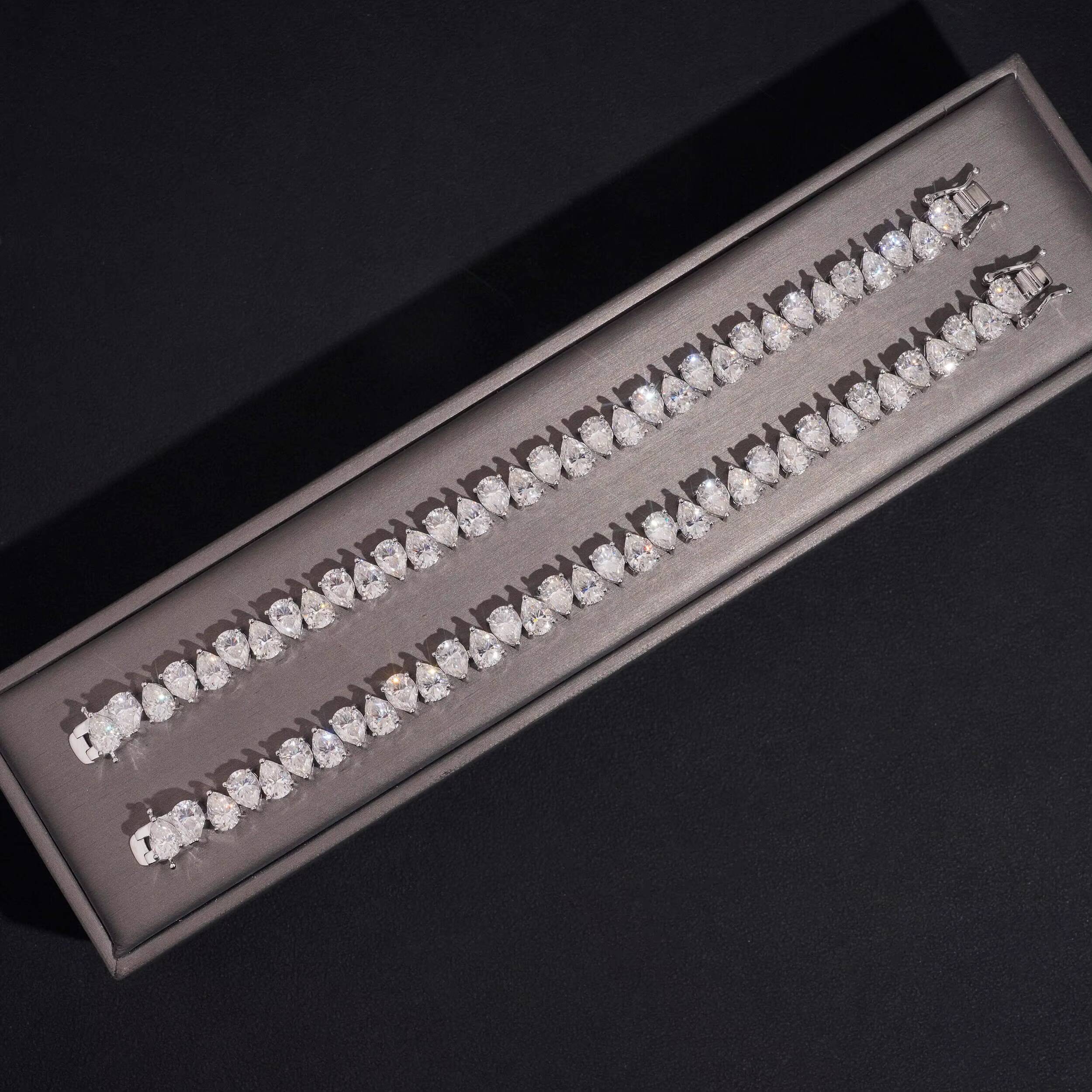 Pass Diamond Tester Upside Down Setting Pear Cut VVS Moissanite Diamond Tennis Bracelet Silver 925
