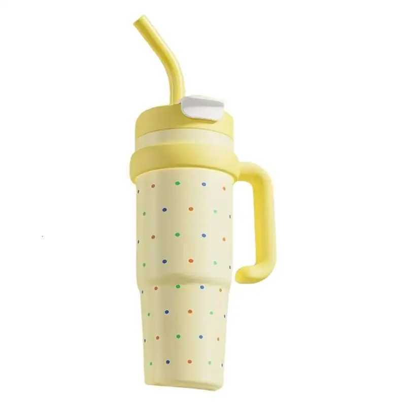 652F Large Straw Vacuum Flasks With Double Walled Construction Comfortable Handle Dishwasher Safe H251215