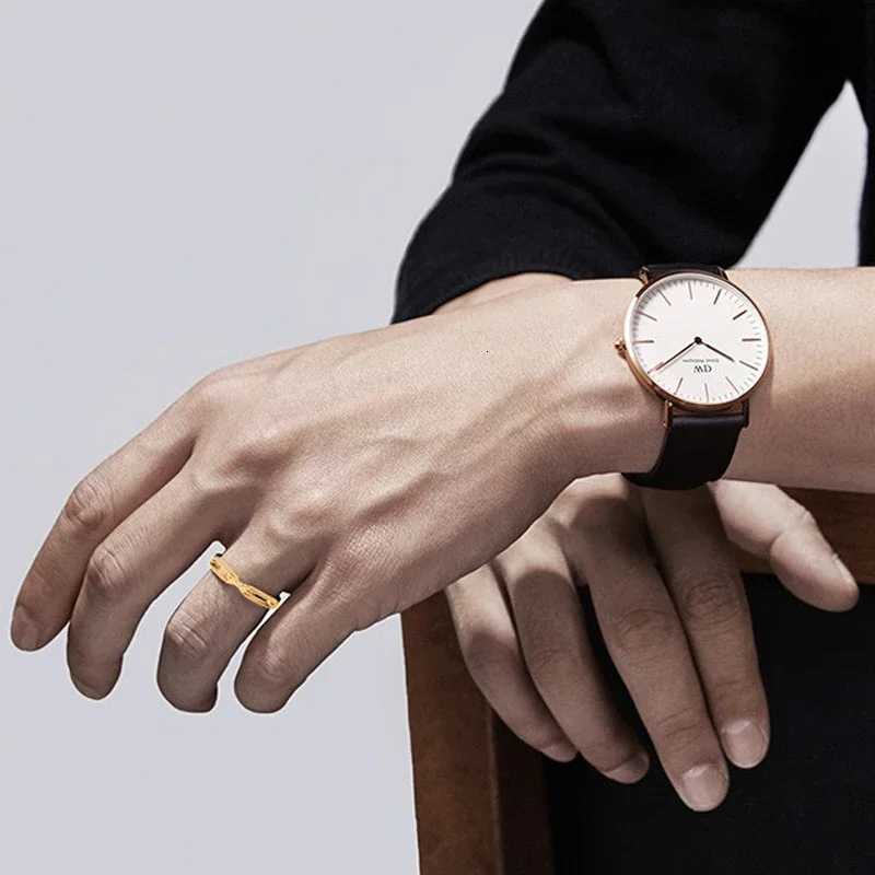 Women Classic Twist Chain Ring for Zircon Stainless Steel Geometric Twist Wrapped Women Couple Ring Wedding Jewelry Aesthetic M251215