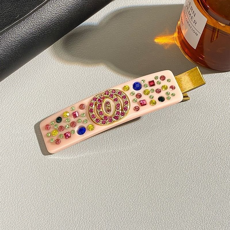 Acrylic Letter Hair Clips with Rhinestones Fashion Hair Barrettes for Women Girls Party Hair Accessories
