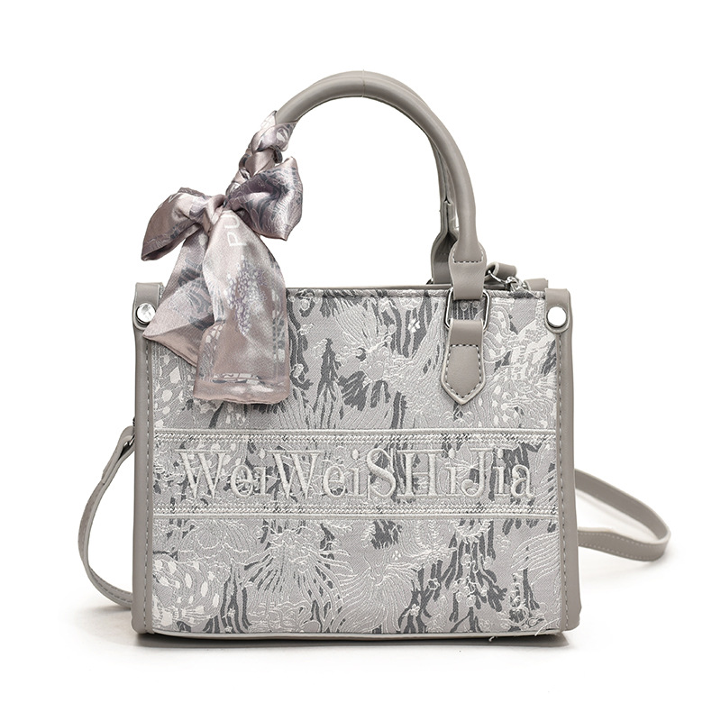 Designer bag 2025 New Embroidered Letter Commuter Handbag Large Capacity Fashion Single Shoulder Cross body Bag for Women pink grey blue