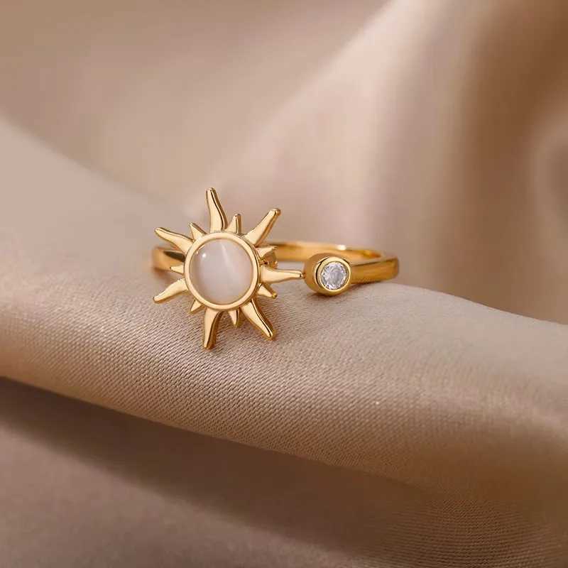 Anti Stress Anxiety Ring For Women Stainless Steel Sun Pendant Spinner Fidget Finger Rings 2022 Fashion Birthday Jewelry Gift M251215