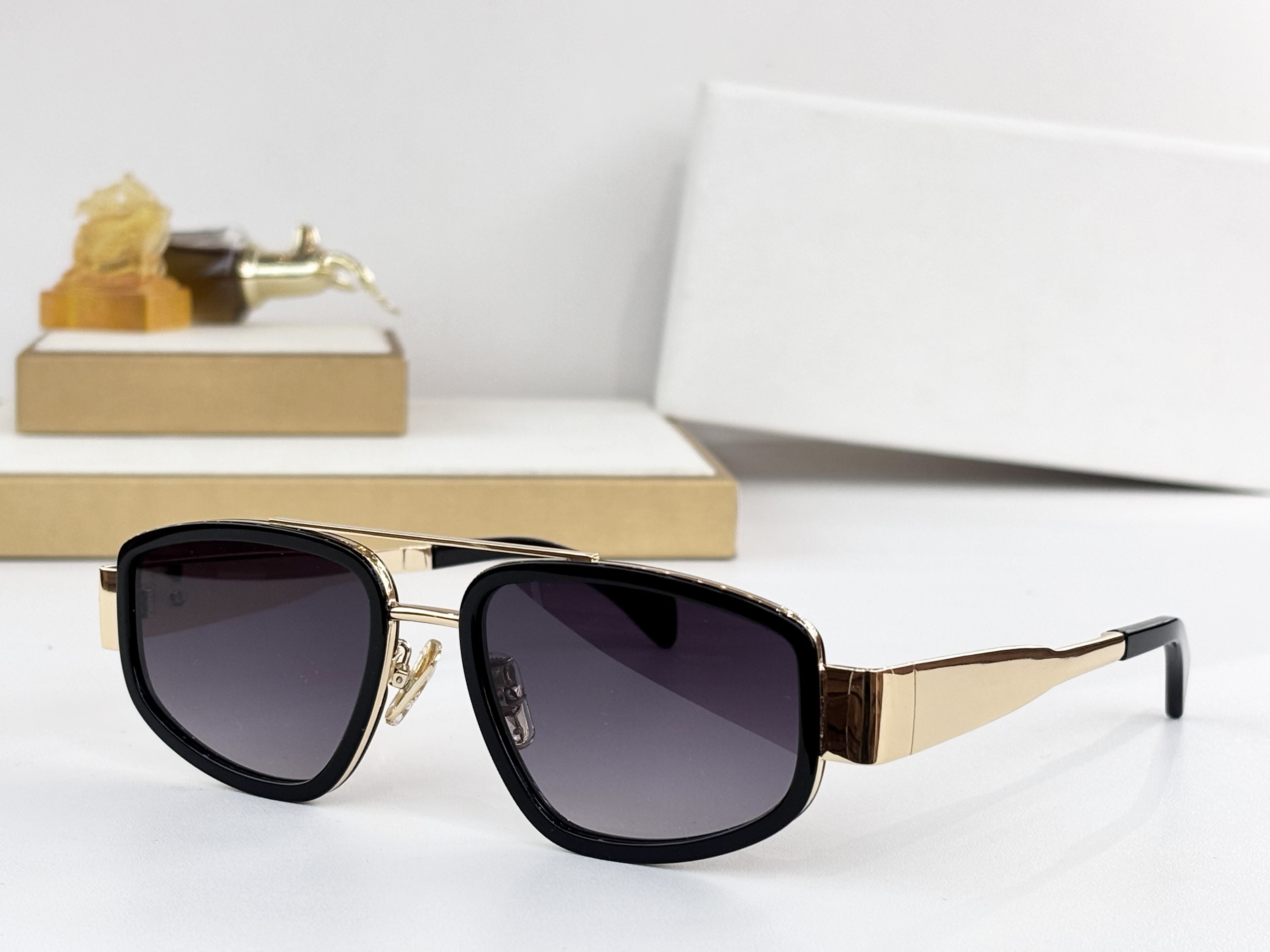 Popular Sunglasses For Men Women Summer 40337 Designer Stylish Outdoor Catwalk Leisure Style Anti-Ultraviolet UV400 Plate Oval Full Frame Glasses Random Box