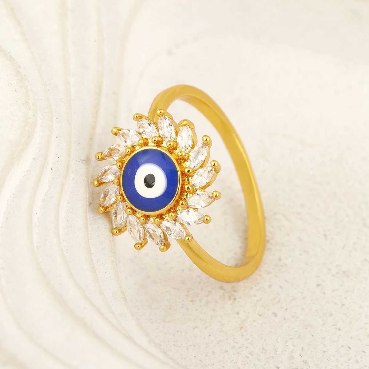 Nidin New Fashion 3 Styles Flower Shape Shiny Crystal Zircon Rings For Women Elegant Aesthetic Finger Jewelry Wedding Gifts M251215