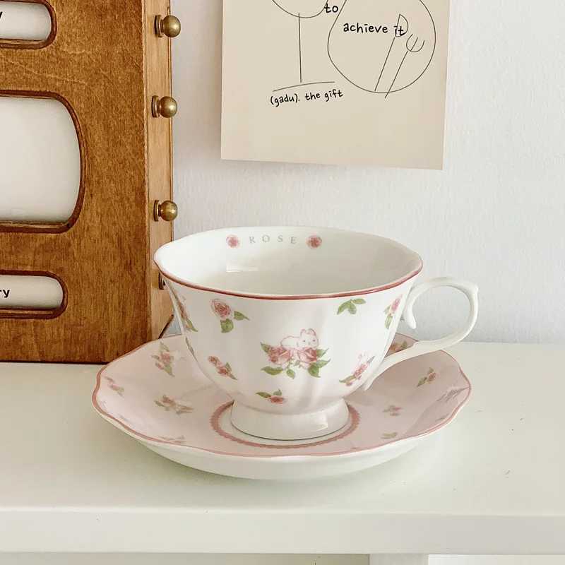 French Rabbit Print Vintage Coffee Cup and Saucer Set Ceramic Cup Cute Girls Afternoon Tea Dim Saucer H251215