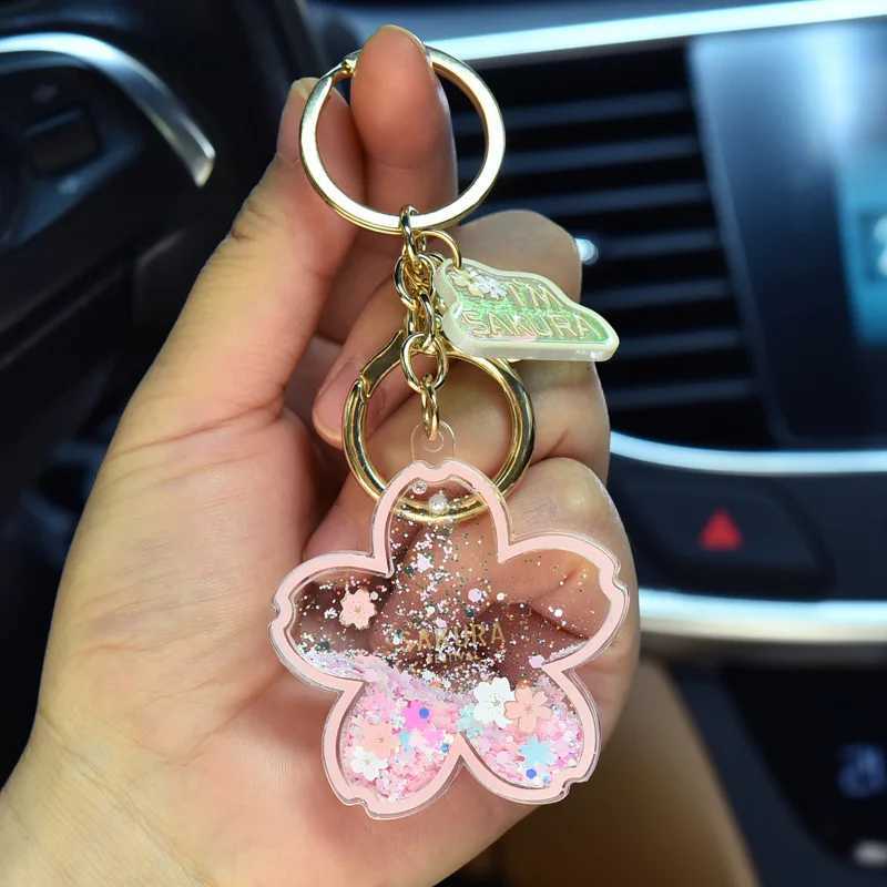 Creative Acrylic Quicksand Into Oil Cherry Blossom Key Chain Cute Couple Bag Pendant Keyfob Floating Liquid Sakura Keychain Gift M251215
