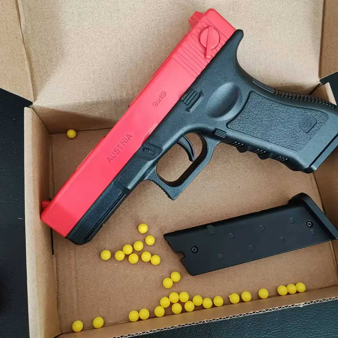 Manual Plastic Pistol Lower Magazine Foam Soft Bullet Toy Gun Airsoft Launcher CS Shooting Games Weapons for Kids Boys Gift W251215