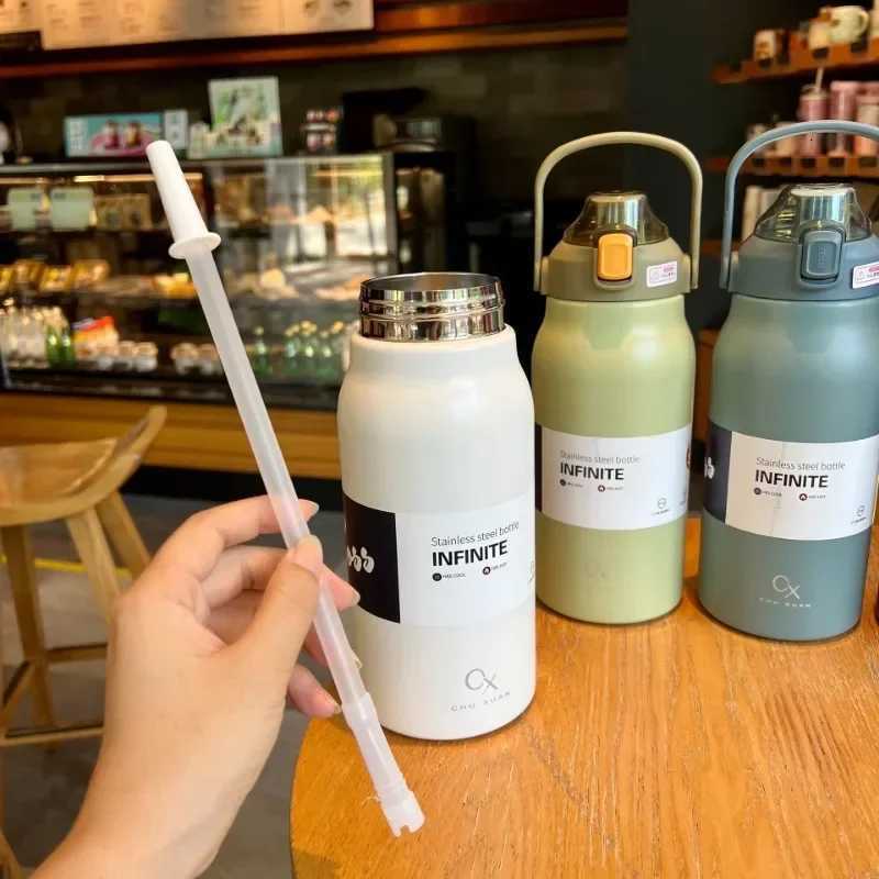 Handheld 316 Stainless Steel Insulated Cup Large Capacity Portable with Straw Cup Outdoor Sports Water Bottle H251215