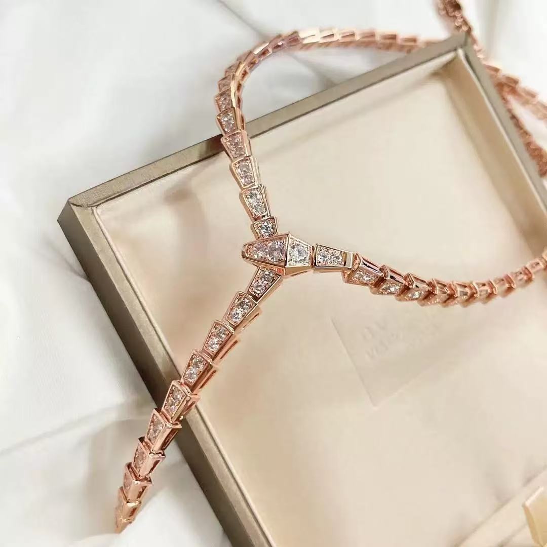 Designer Necklace All Zircon Bamboo Snake Necklace Elegant And luxury Women's Snake Bone Collarbone Chain Gemstone Inlay High-end Fashion Niche D