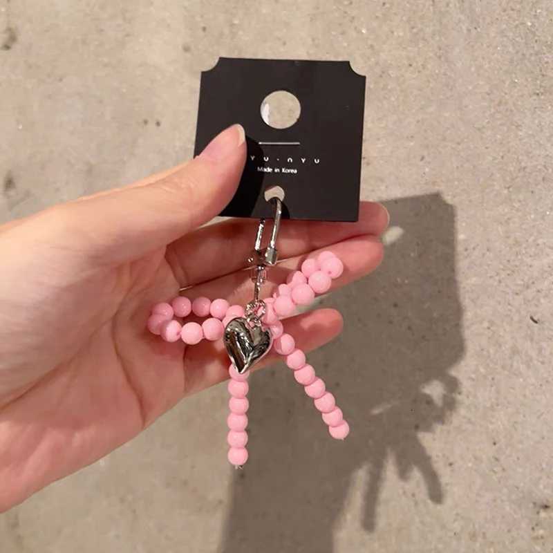 Handmade Cluttered Rockstar Gf Edgy Black White Dice Keychains Grunge Deftones Beaded Jewelry Bag Pendant Emo Y2k M251215