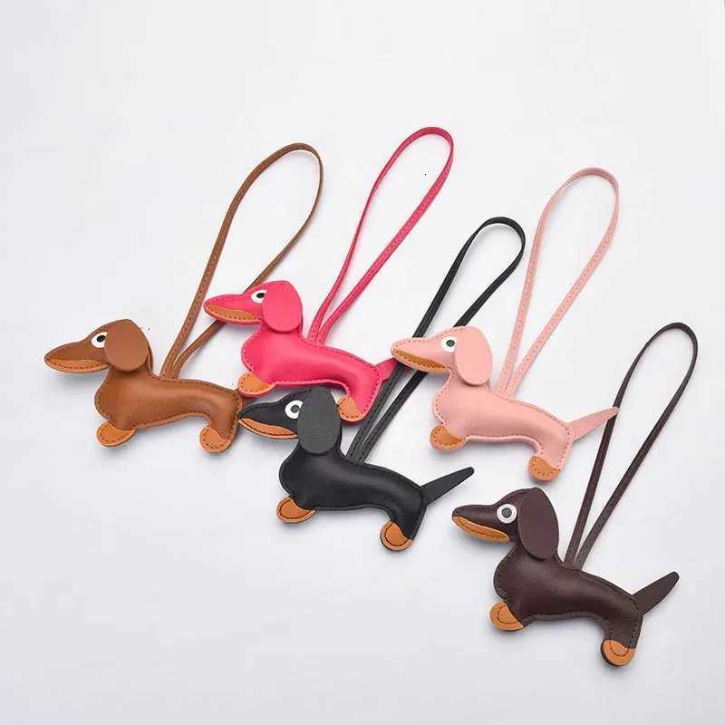 Adorable Dachshund Charm Pendant Leather Material Womens Bag Accessory Exquisite Style M251215