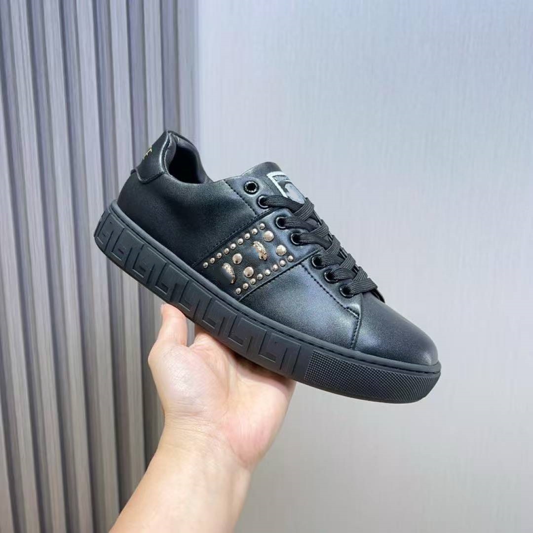 2026 Designer Shoes Luxury Casual Shoes Men's Thick-soled Nail Head Shoes Genuine Leather Men's Fashion Shoes Fashion Sports Shoes