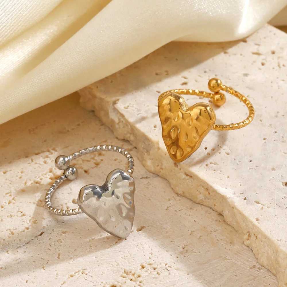 Stainless Steel Fashion Minimalist Sweet Heart Rings for Women Waterproof Adjustable Finger Ring Party Jewelry Gift 2025 New In M251215