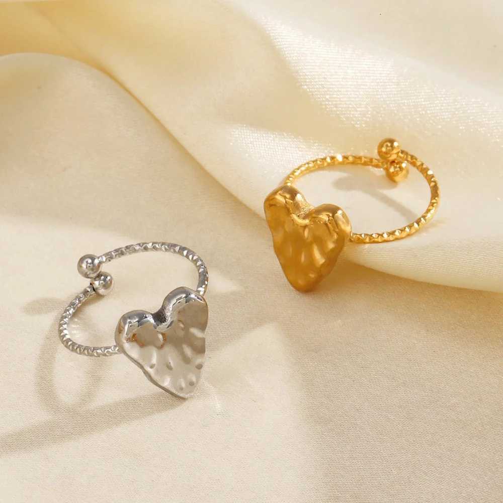 Stainless Steel Fashion Minimalist Sweet Heart Rings for Women Waterproof Adjustable Finger Ring Party Jewelry Gift 2025 New In M251215