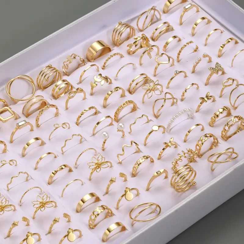 30Pieces Fashion Butterfly Geometric Hollow Ring Set For Women Mix Style Trendy Jewelry Perfect For Daily Wear Party Gifts M251215