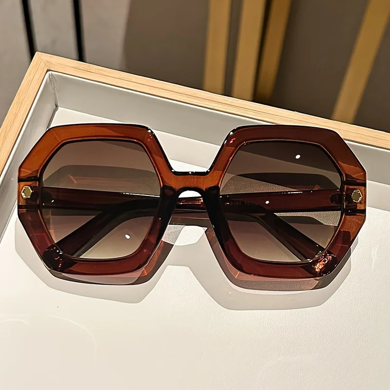 Retro Polygon Sunglasses Large Frame Personalized Irregular Simple Fashion for Outdoor Travel and Street Pography Eyewear 251205