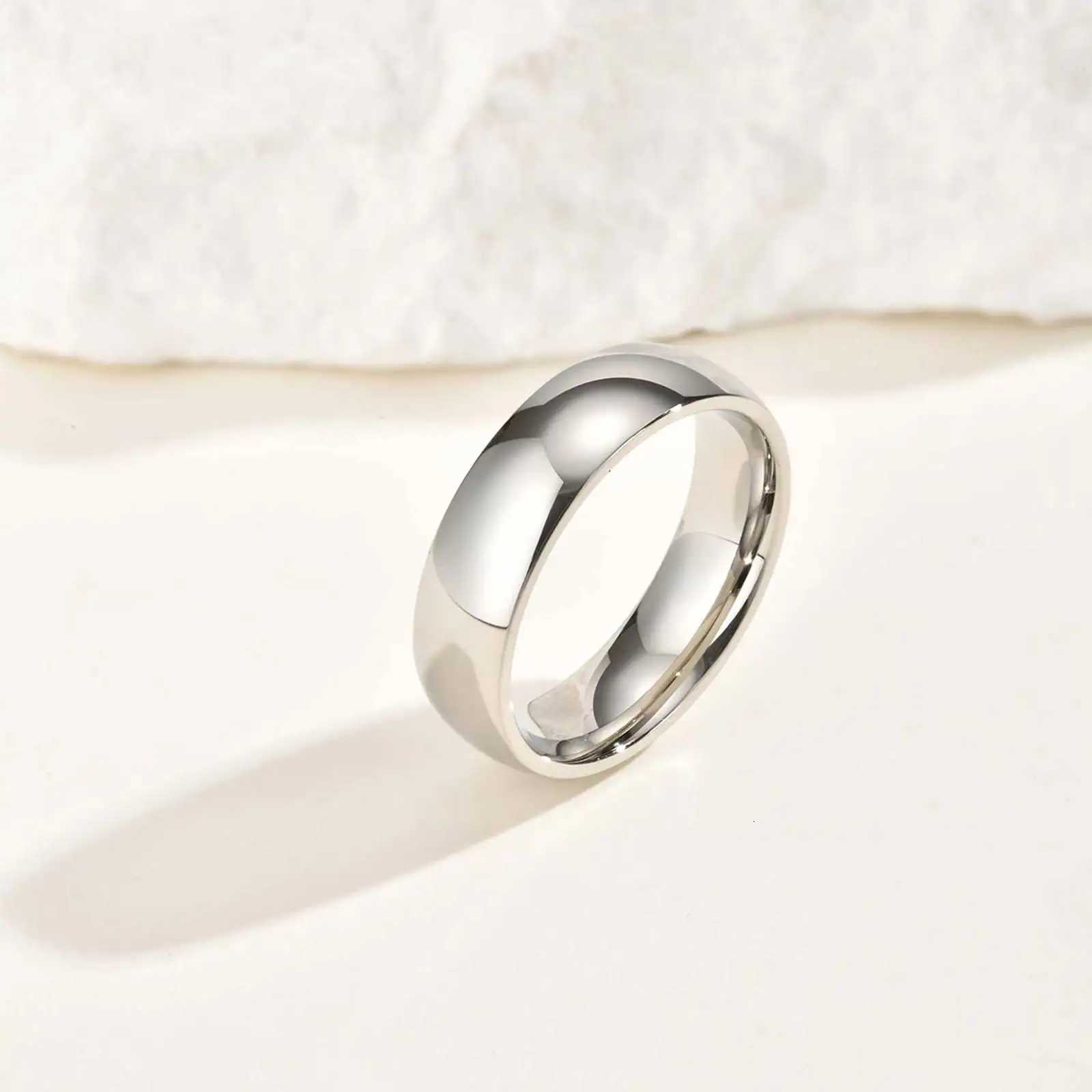 Luxury Stainless Steel Heart Zircon Wedding Rings Set Silver Color for Men Women Elegant Jewelry Party Gift M251215