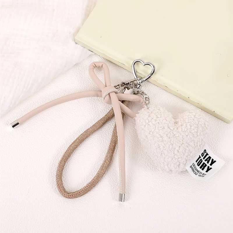 Sweet Plush Love Heart Bag Charm Keychain Keyring Pendant with Wrist Lanyard for Coin Purse Backpack Car Key Decoration M251215