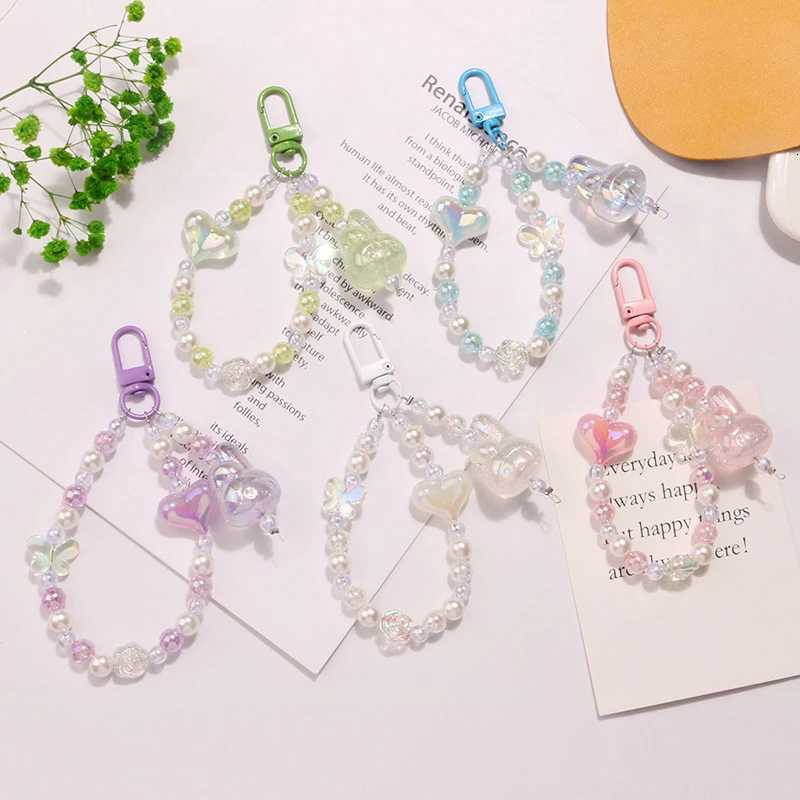 Cute Butterfly Flower Keychains For Women Sweet Acrylic Colorful Beaded Keyring Bag Decoration Earphone Case Pendant Accessories M251215