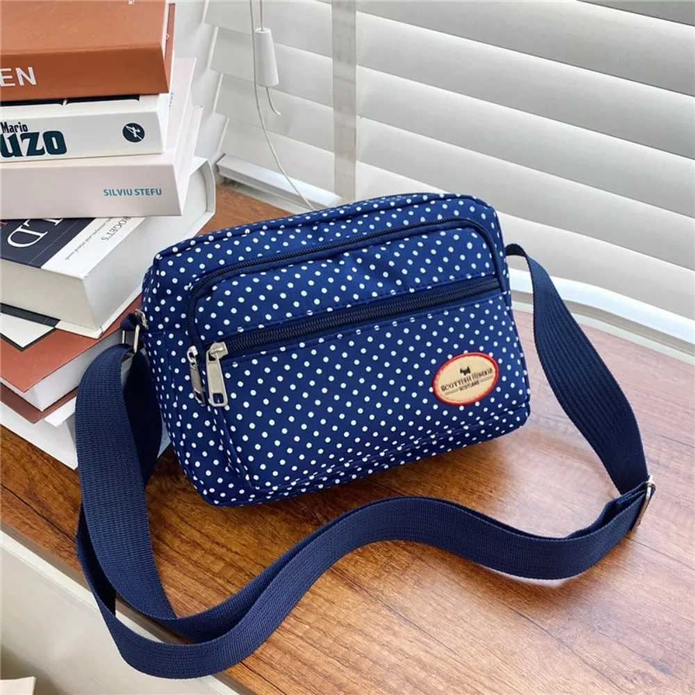 Fashion Nylon Shoulder Messenger Bag One-shoulder Moderately Soft Satchel Bag No Interlayer Street BagT251215