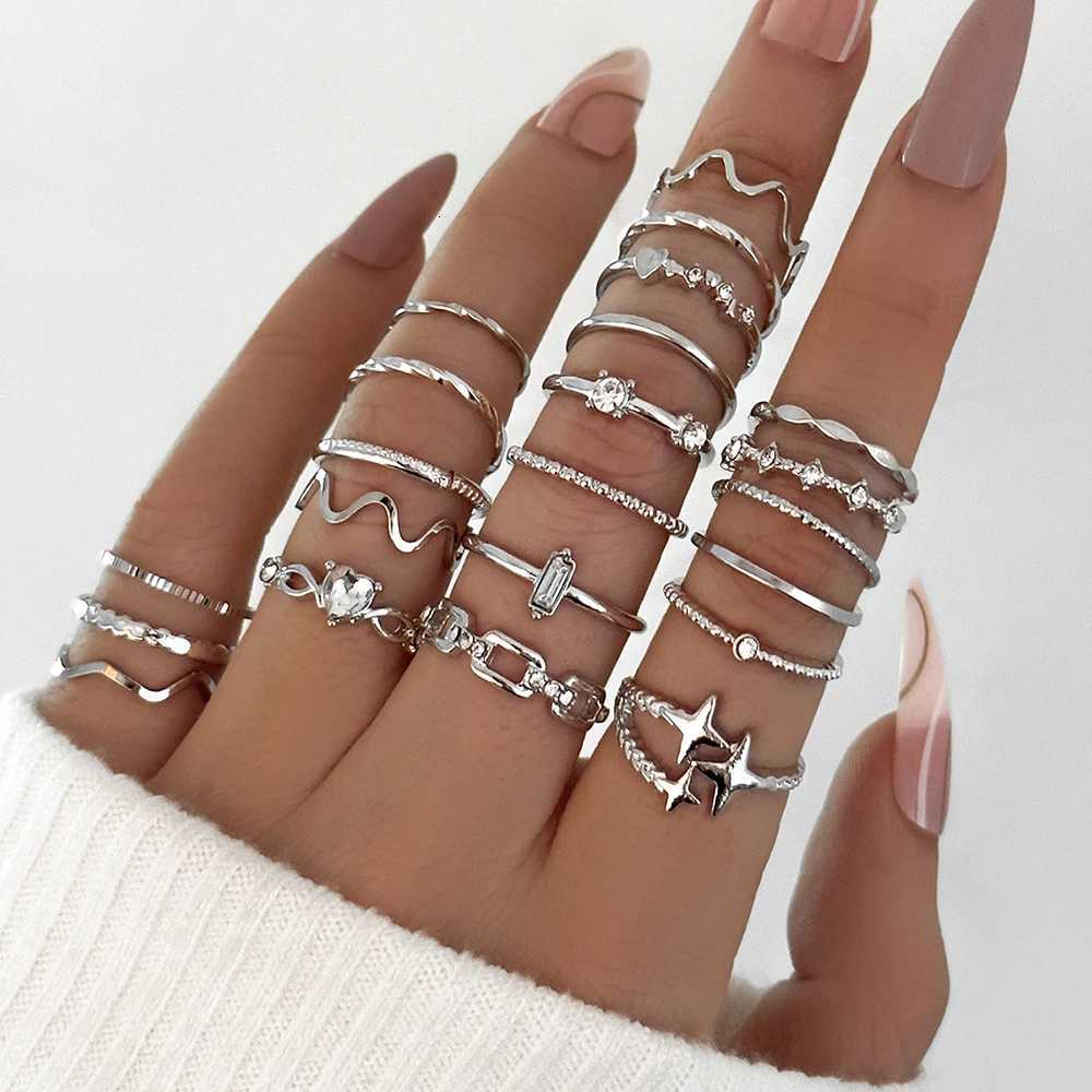 22Pcs/Set Bohme Fashion Style Heart Diamond Ring Simple Metal Star Geometric Ring For Women M251215