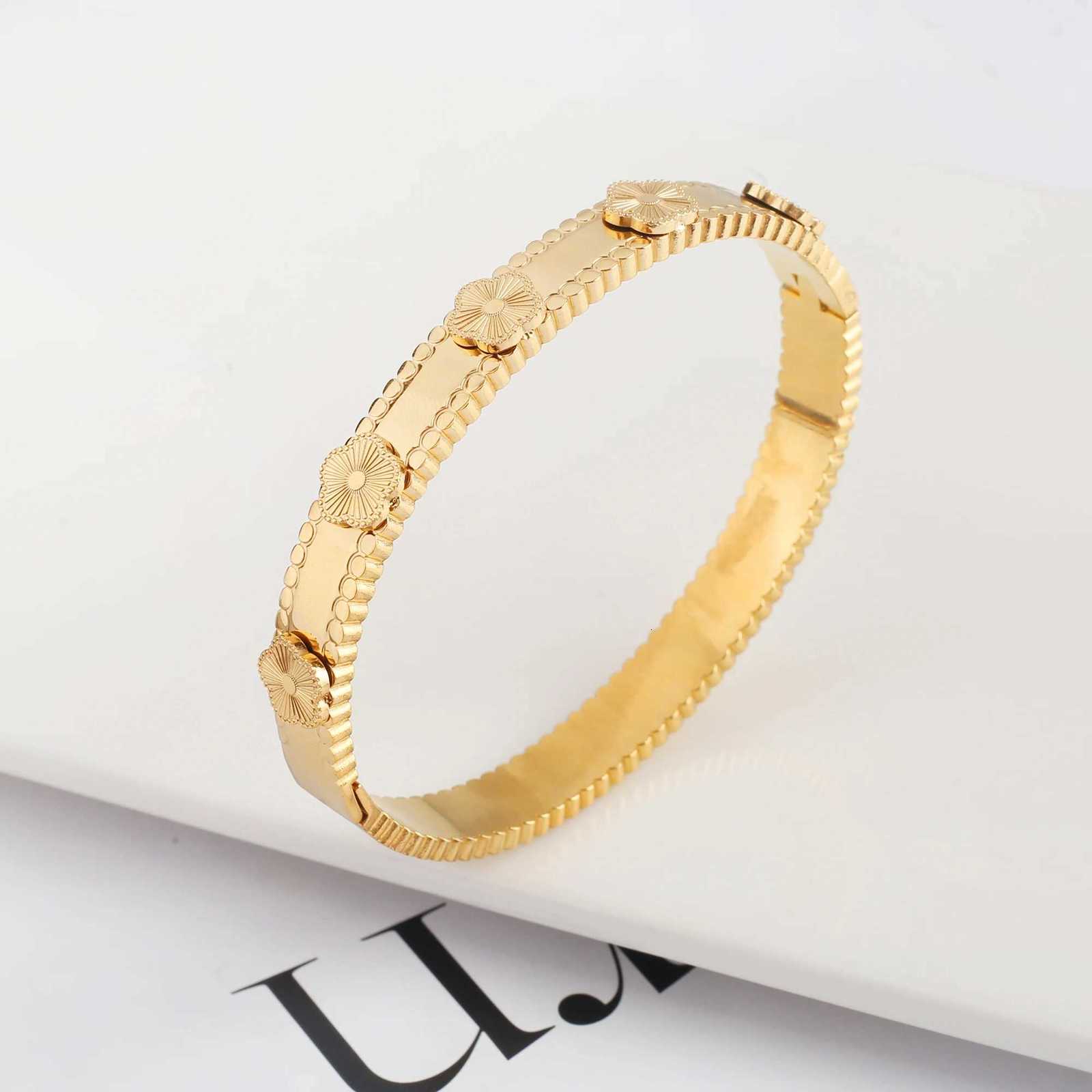 2024 New Design Metal Plant Five Flower High Quality Y2K Style Womens StainlESS Steel High Quality c r M251215