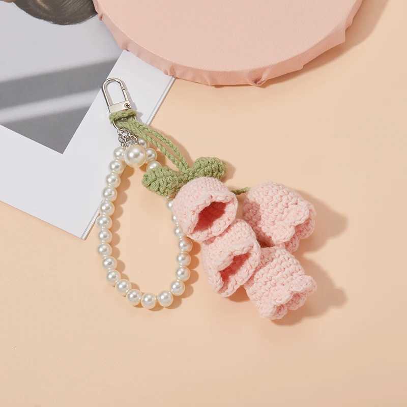 Fashion Handmade Flower Knitted Keyring Women Crocheted Wool Flower Leaf Bag Pendants Car Pendants Fresh Handbag Charms Gifts M251215