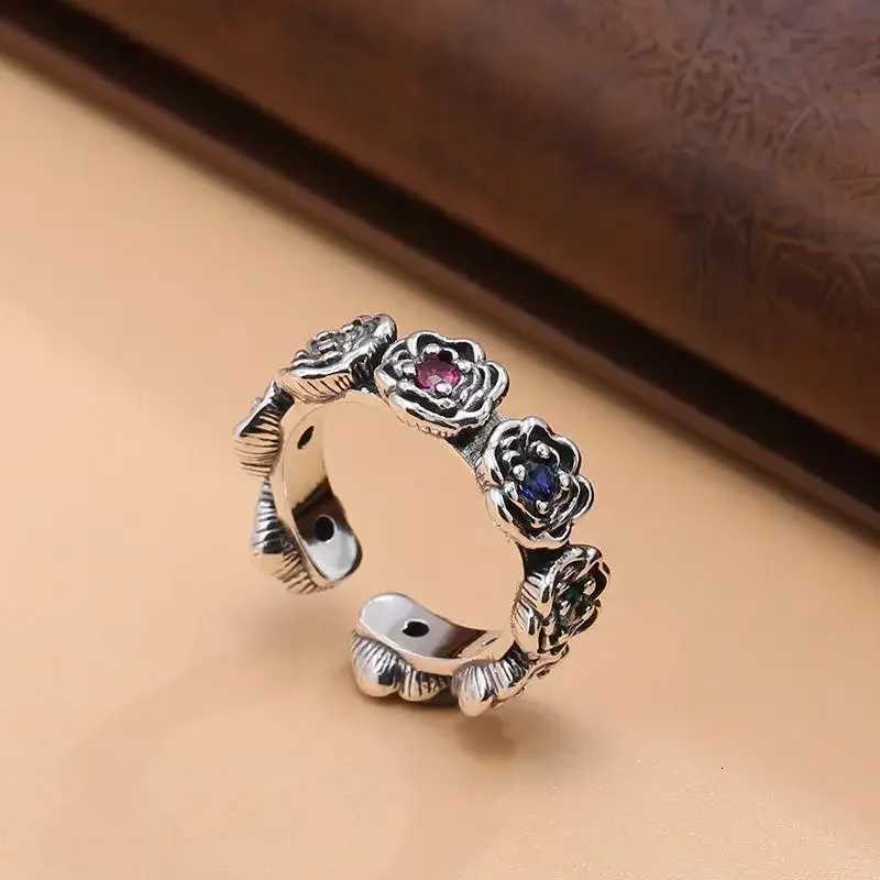 Huaya Womens Silver Color Rose Floral Carving Zircon Inlay Charming Rings Delicate New Banquet Open Ring Accessories Trend M251215