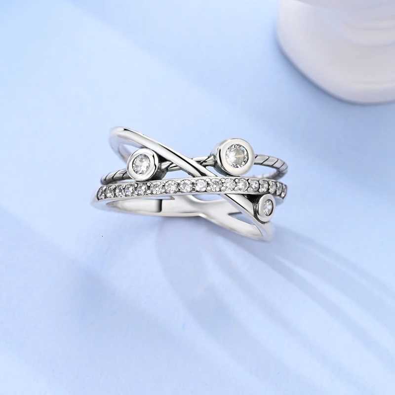 High Quality 925 Sterling Silver Sparkling Square Diamond Heart-Shaped Pav Ring Exquisite Party Gifts For Friends M251215