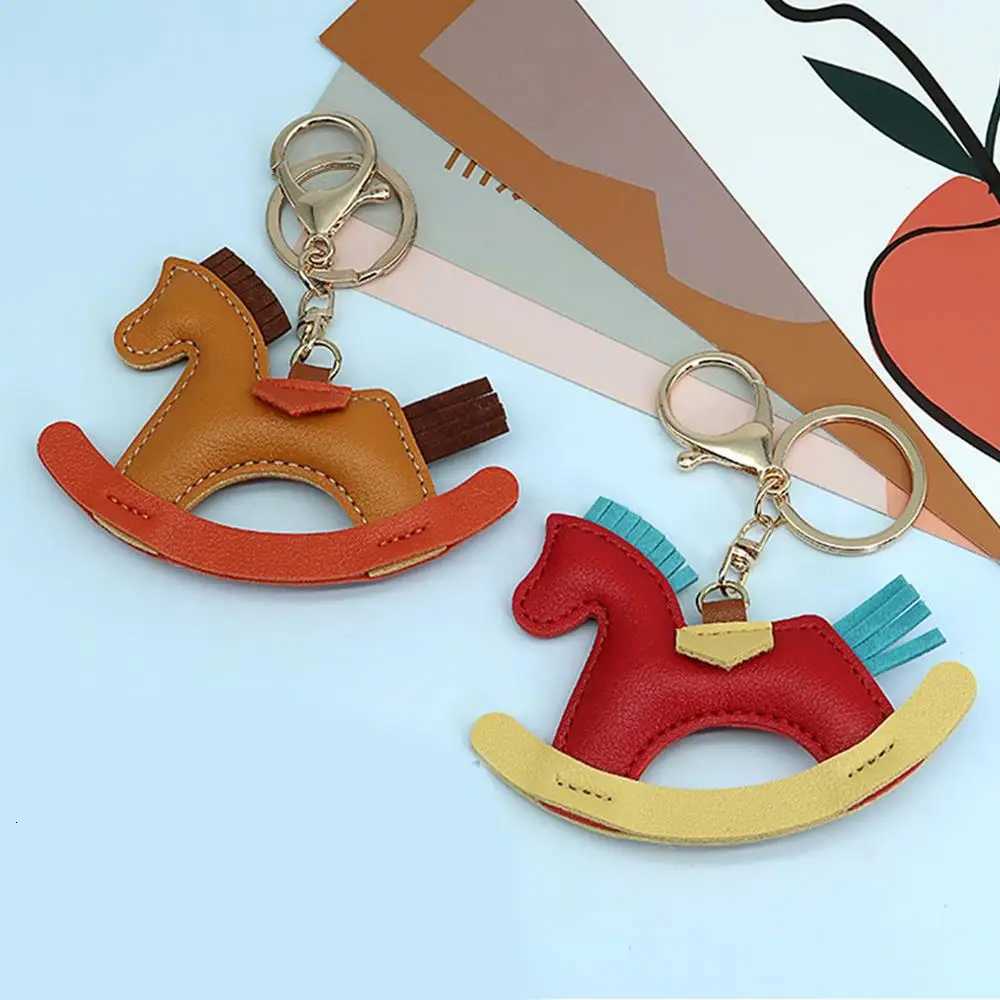 European And American Ladies Leather Bag Pendant Womens Bag Charm Decoration Cute Cartoon Pony Swing Key Chain Bag Accessories M251215