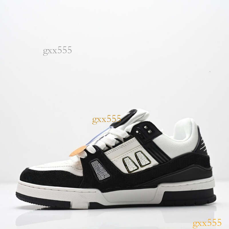 Designer shoes new trendy Men's Shoes versatile and Comfortable sports and Casual sneakers Fashionable and Breathable Board Shoes for Men Designer Sneakers