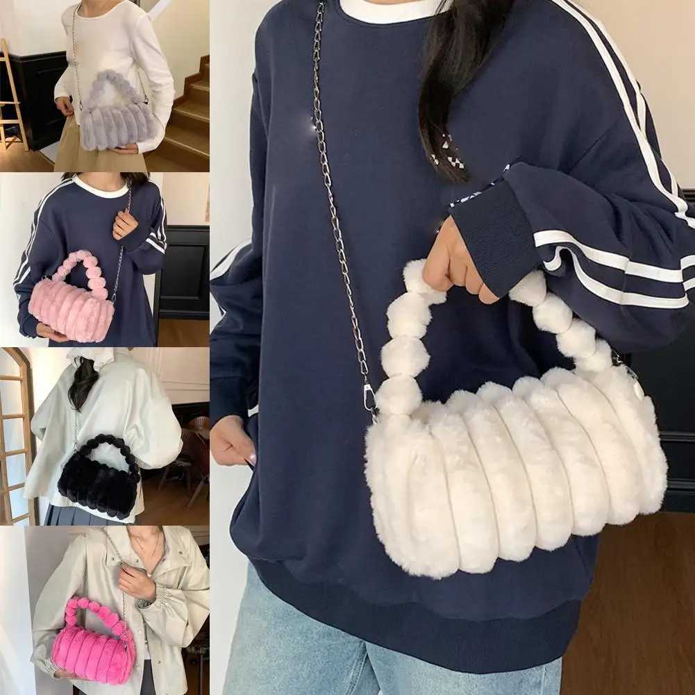 2026 New Fashion Temperament Handbag Winter Simple Fashion Crossbody Womens Bag Large Capacity Plush Commuting Shoulder BagT251215