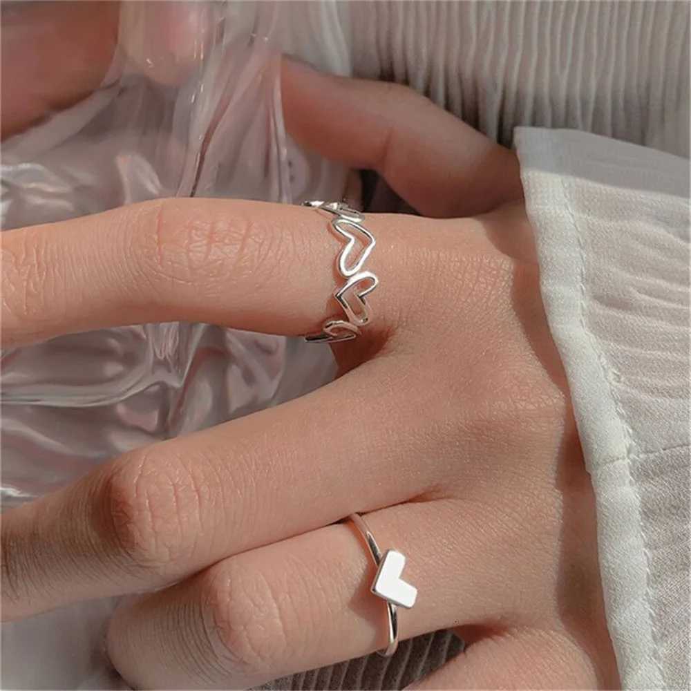 Silver Color Hollowed Heart Shape Open Ring Set Design Cute Fashion Jewelry For Women Girl Gifts Adjustable Birthday Party M251215
